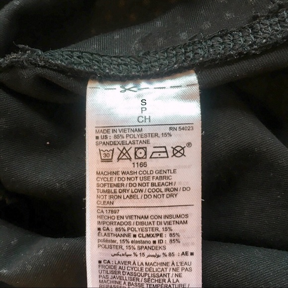 Old Navy Active Go-Dry Black Leggings - Picture 8 of 8